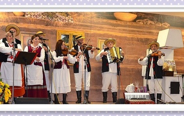 batch_Zesp&oacute;ł Ludowy - LISZNIANIE (20)