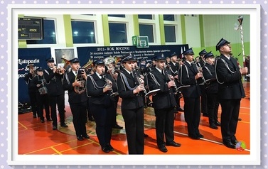 Wieczornica Patriotyczna-SP Strachocina 2025r (1)