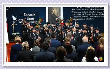 Wieczornica Patriotyczna-SP Strachocina 2025r (2)