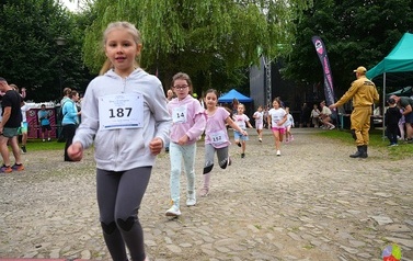 BIEG Z PRZYTUPEM - FOLKOWA 5 - Mrzygł&oacute;d 2026 (37)