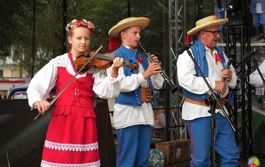 XV Zjazd Kapel Ludowych-Mrzygł&oacute;d 2026 (48)