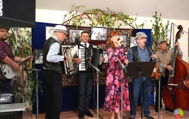 Tradycyjne wesele w klimacie lat 50-tych (94)