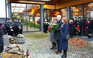 WIECZORNICA PATRIOTYCZNA-SP STRACHOCINA 2025r (22)