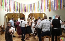 Tradycyjne wesele w klimacie lat 50-tych (58)