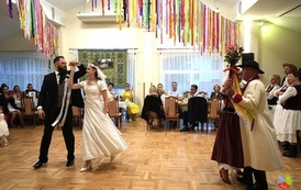 Tradycyjne wesele w klimacie lat 50-tych (51)
