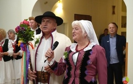Tradycyjne wesele w klimacie lat 50-tych (32)