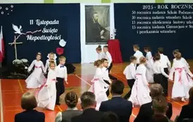 WIECZORNICA PATRIOTYCZNA-SP STRACHOCINA 2025r (75)