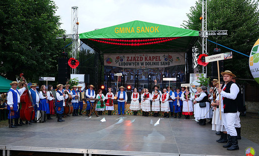Zdjęcie do XV Zjazd Kapel Ludowych w Dolinie Sanu przeszedł do historii...